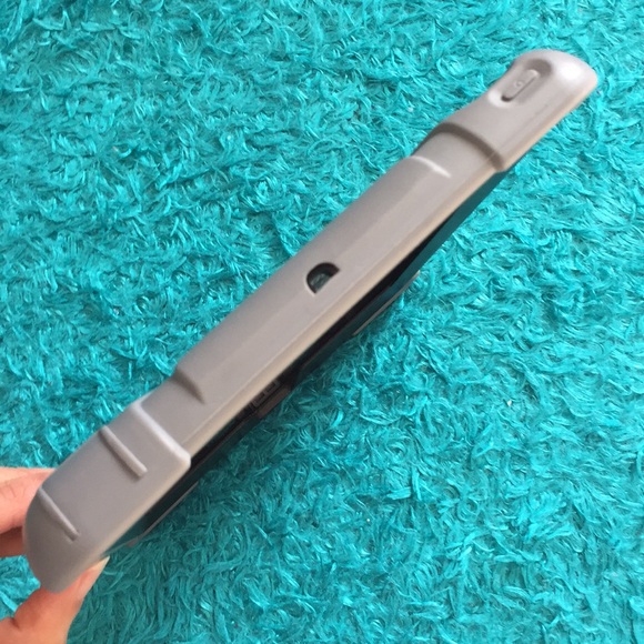 iPad Defender case - Picture 5 of 8